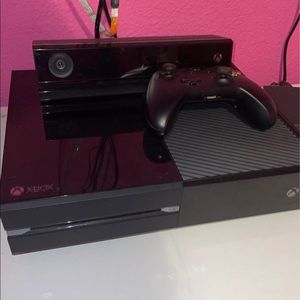 Xbox One Console Bundle